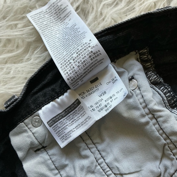 LEVI'S‎ WOMEN'S 501 ORIGINAL DENIM SHORTS - LUNAR BLACK - Picture 5 of 7